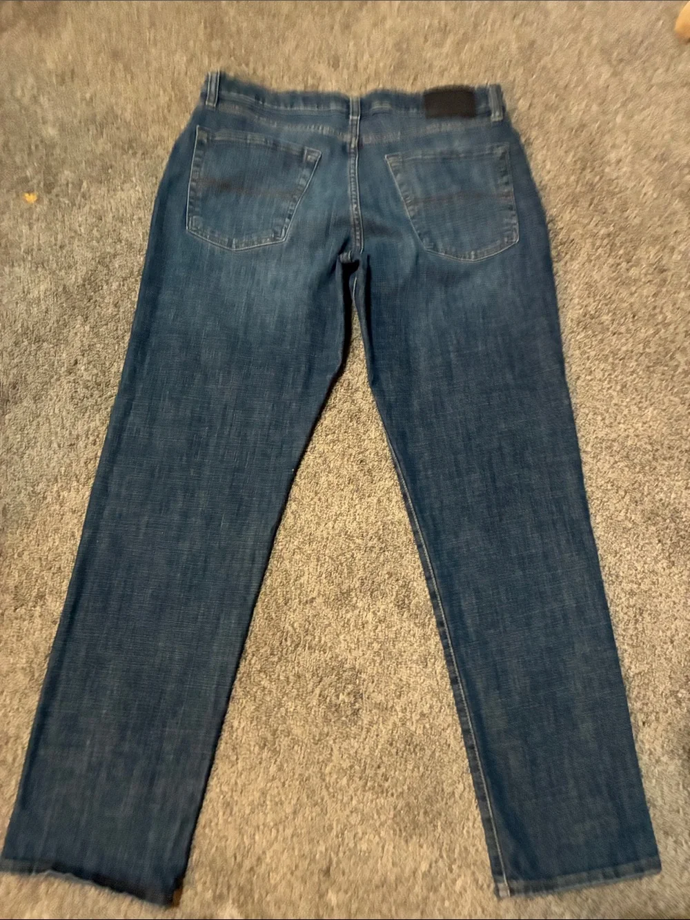 Lucky Brand Men's Straight Jeans in Medium Blue Wash